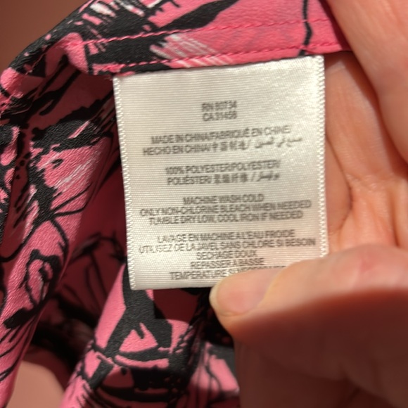 Sleeveless floral blouse - Picture 3 of 4